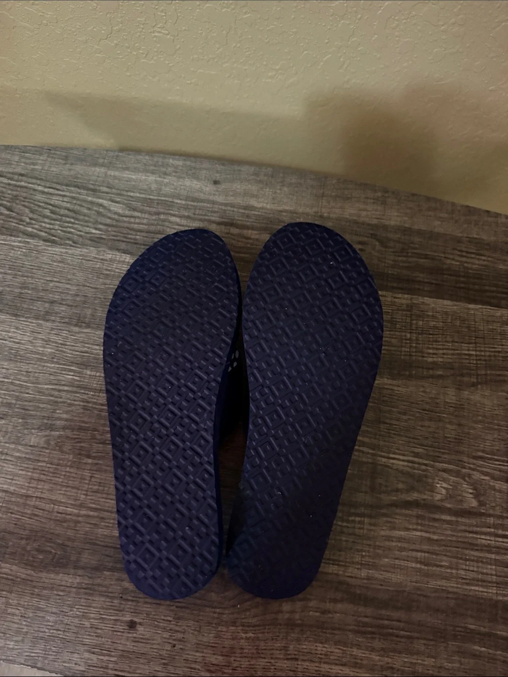 Tory Burch slip slides